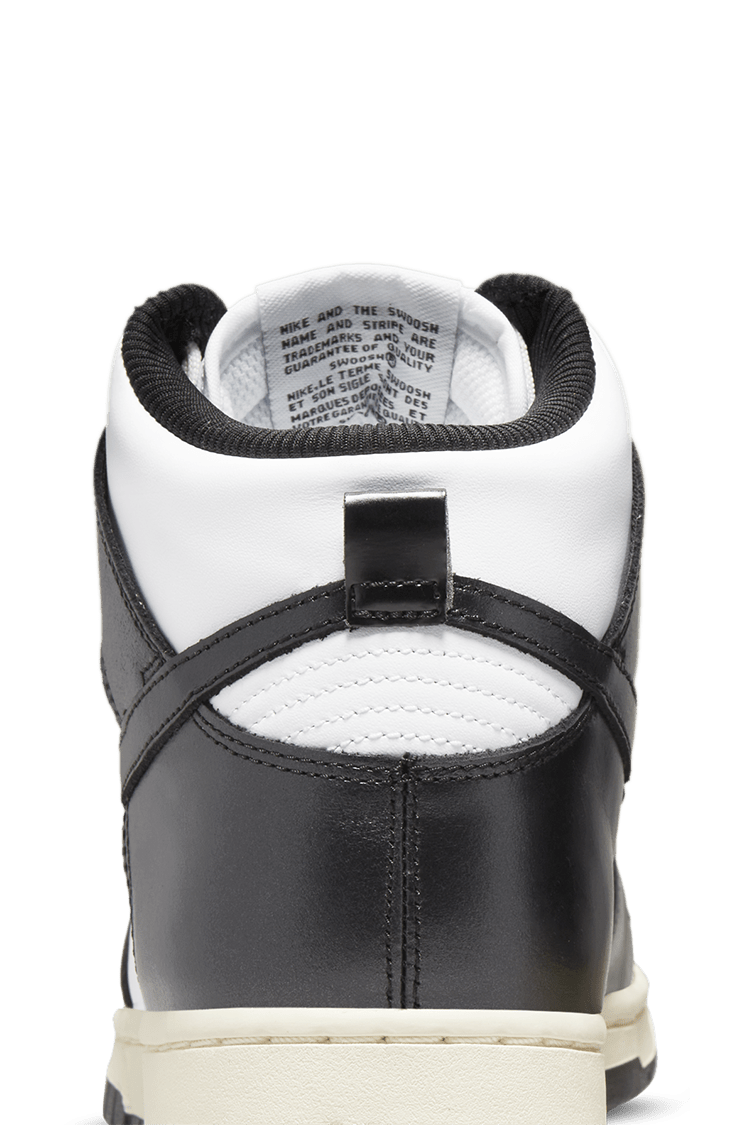 女款 Dunk 高筒 'Vintage Black' (DQ8581-100) 發售日期