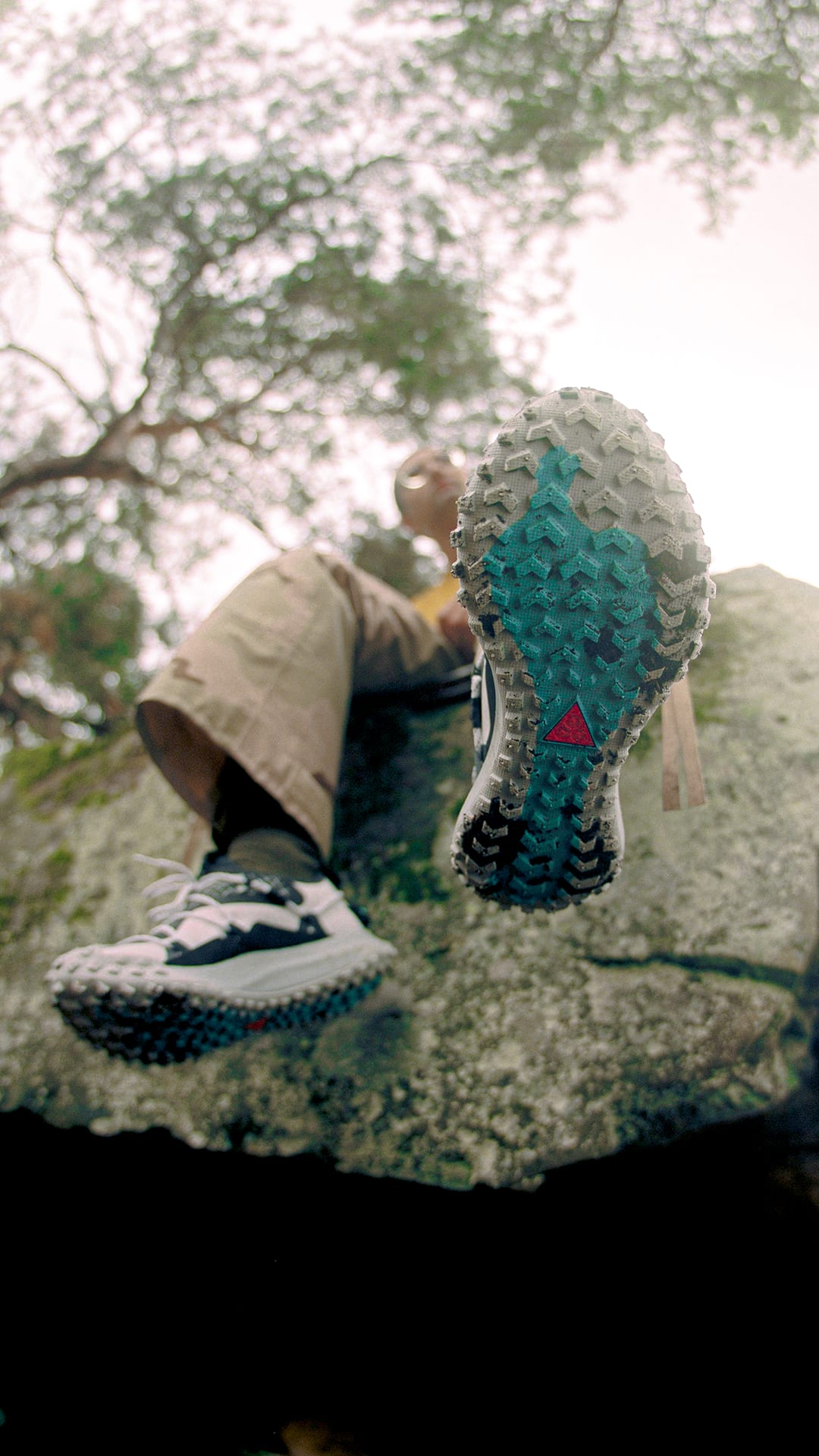 ACG-stílus: Triple Sphere Hiking Club – Nike ACG Mountain Fly Low 