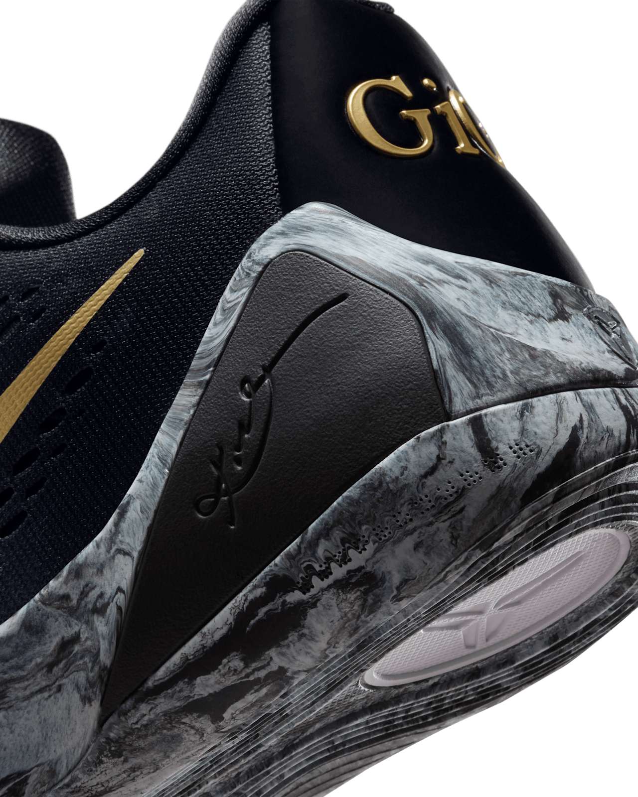 วันเปิดตัว Kobe IX Low Protro EM "Mambacita" (FZ7333-002)