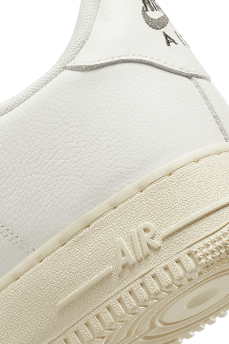 【NIKE公式】エア フォース 1 '07 プレミアム ビンテージ 'Sail' (DO9785-100 / AF 1 '07 PRM VNTG)