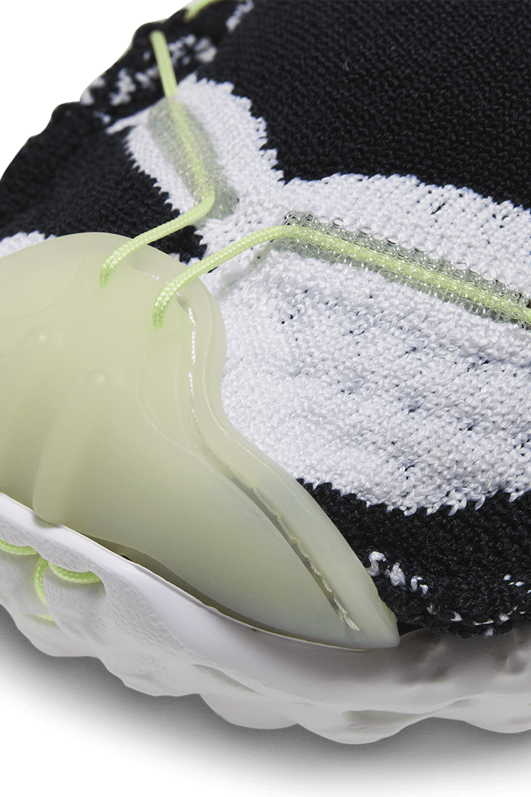 วันเปิดตัว ISPA MindBody "Black, White and Barely Volt" (DH7546-002)