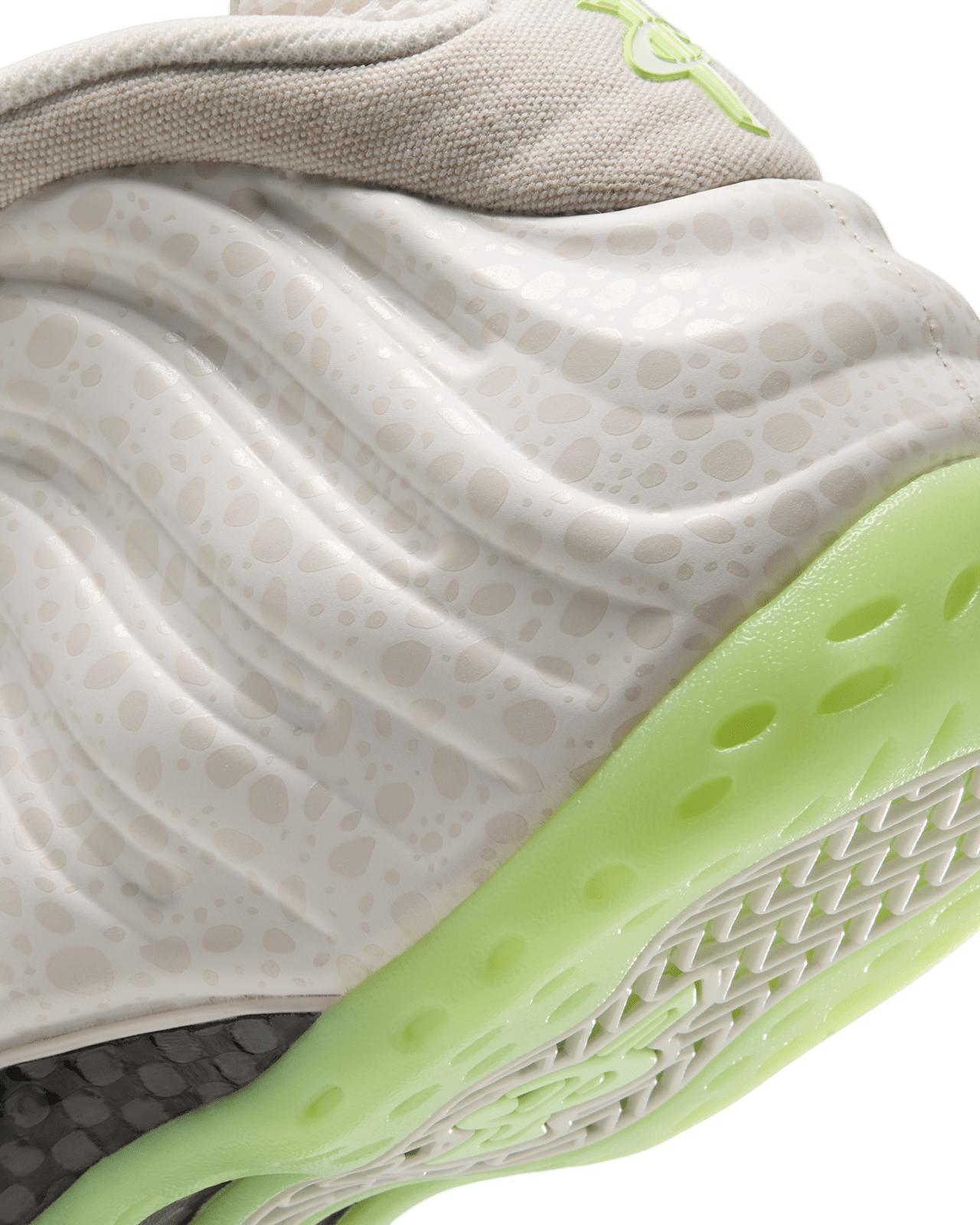 Nike Air Foamposite One 'Grey and Barely Volt' (IZ1476-001) 發售日期