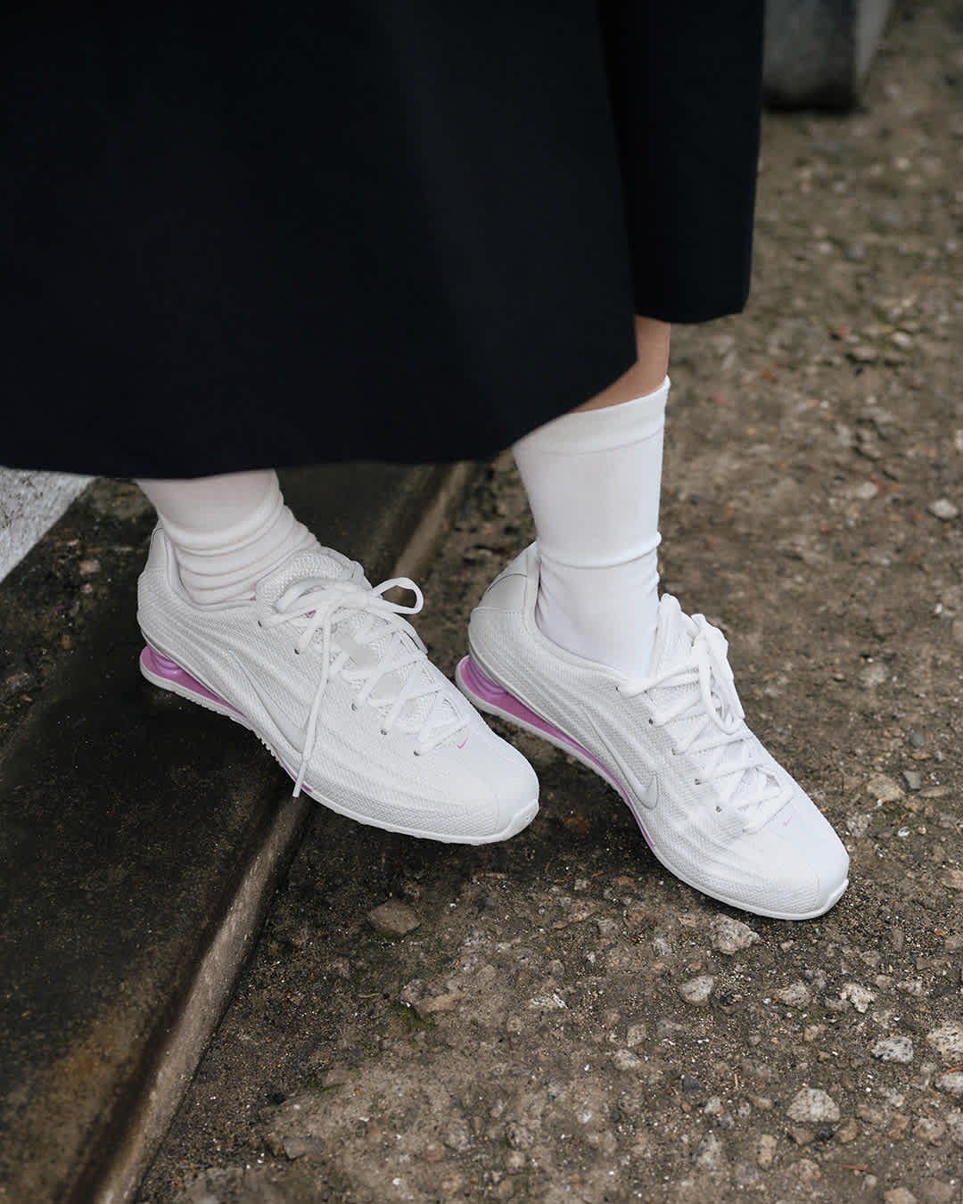 Street SNKRS: NIKE X LABELHOOD SPACE