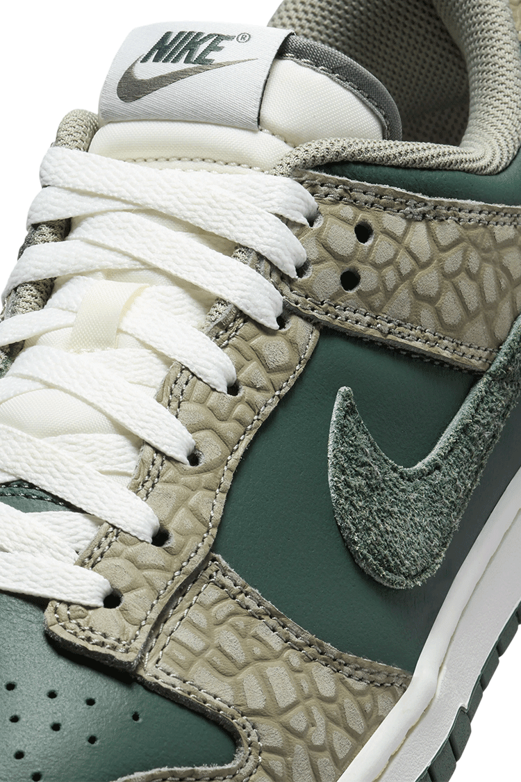 วันเปิดตัว Dunk Low "Vintage Green and Dark Stucco" (HF4878-053)