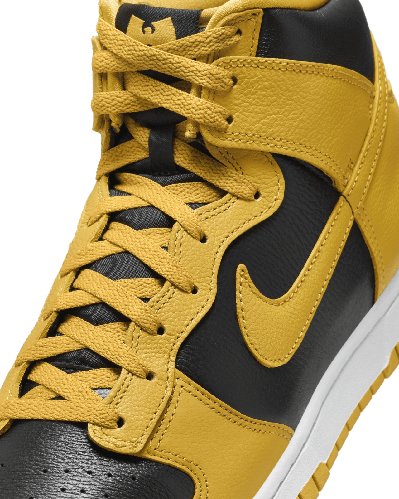 Nike sb dunk high wu tang deals