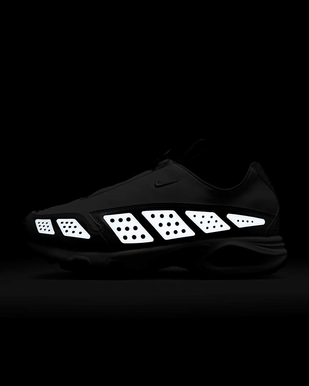 Air Max SNDR 'White and Metallic Silver' (HJ4130-100) release date
