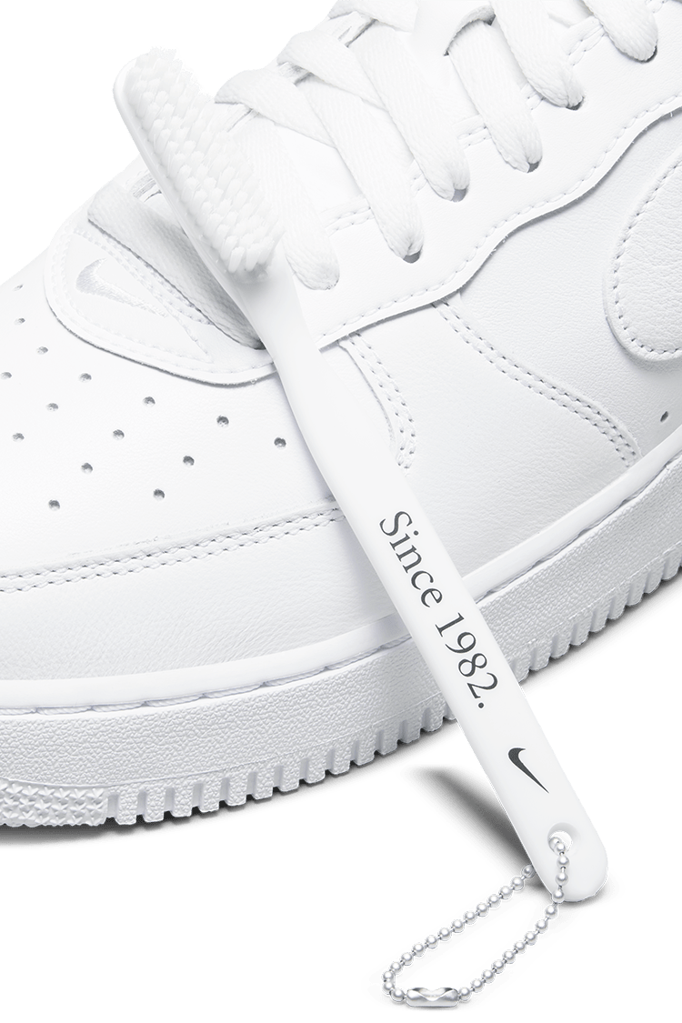 วันเปิดตัว Air Force 1 Low Retro "Color of the Month" (DJ3911-100)