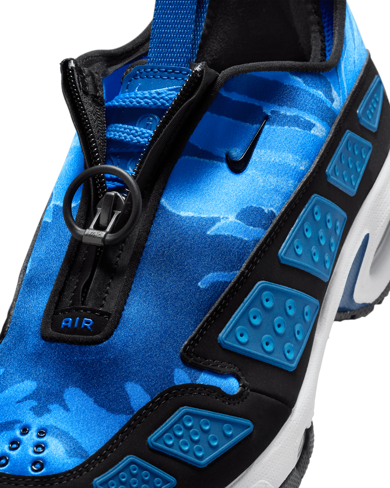 Air Max SNDR 'Black and Photo Blue' (IB6863-400) release date