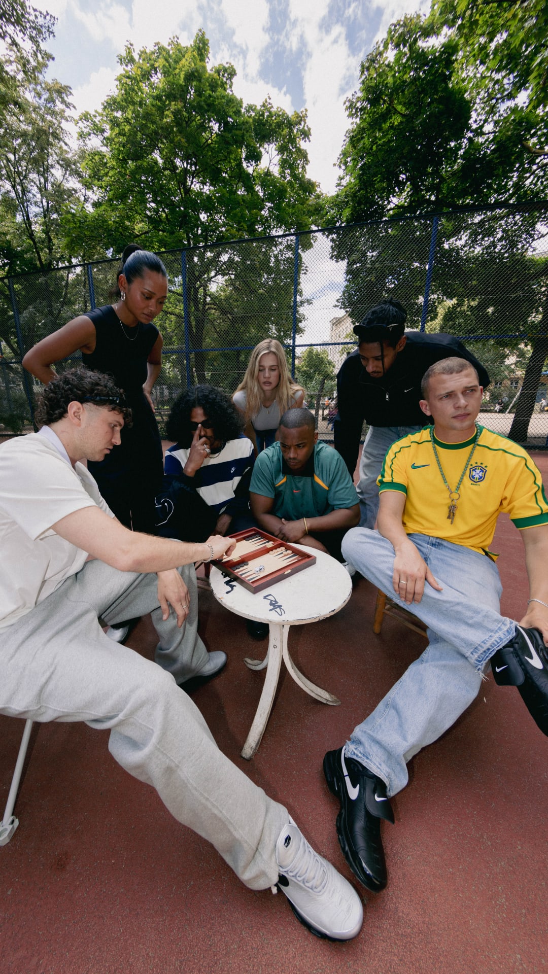 Air Max Plus TNPO com o grupo RAPK				