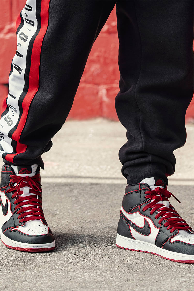 Air Jordan 1 High OG 'Black/Red' Release Date