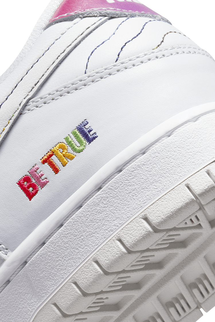 Fecha de lanzamiento del SB Dunk Low "Be True" (DR4876-100)