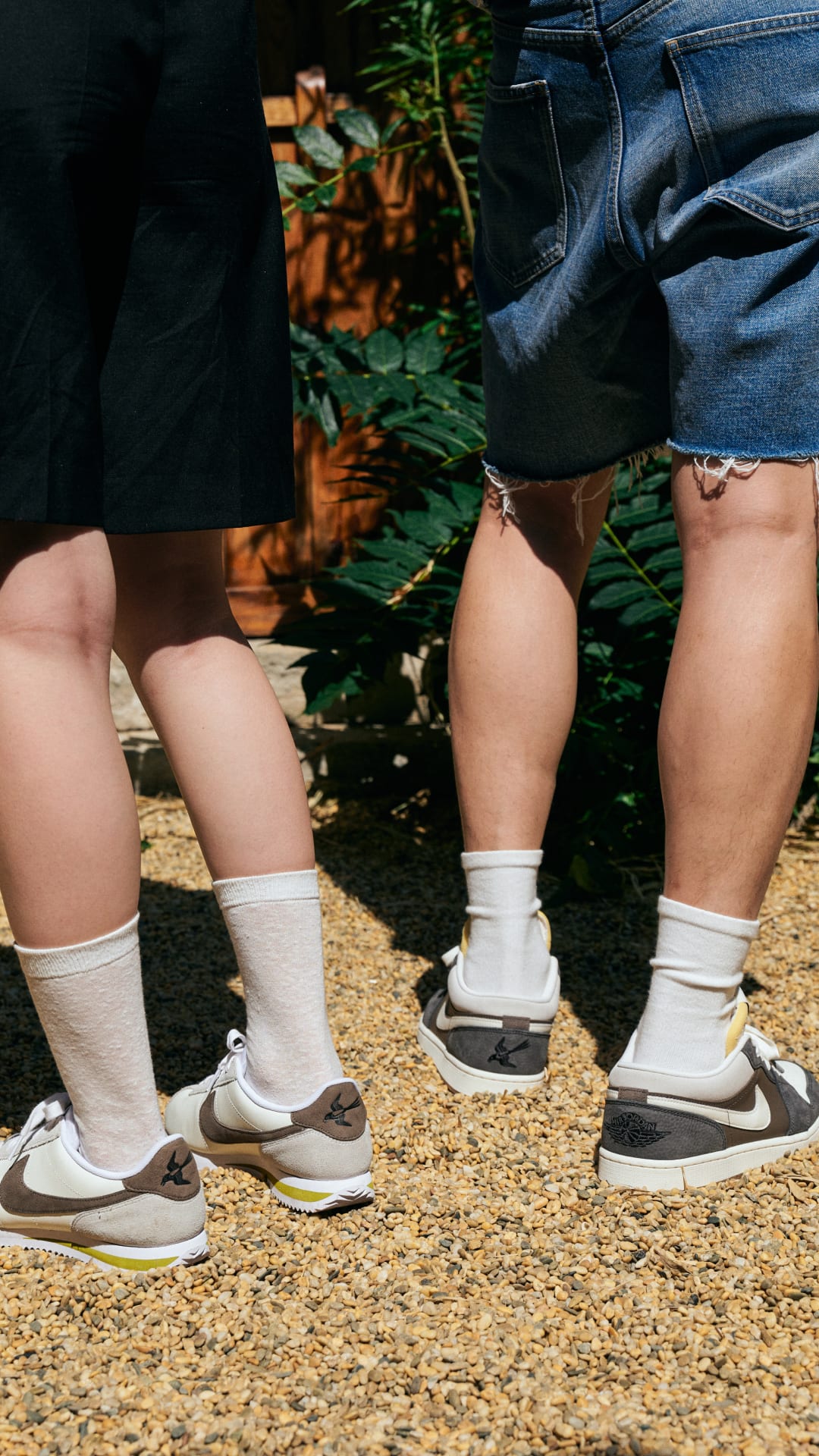 SNKRS Style: Air Jordan 1 Low SE & W Cortez SE ‘까치’