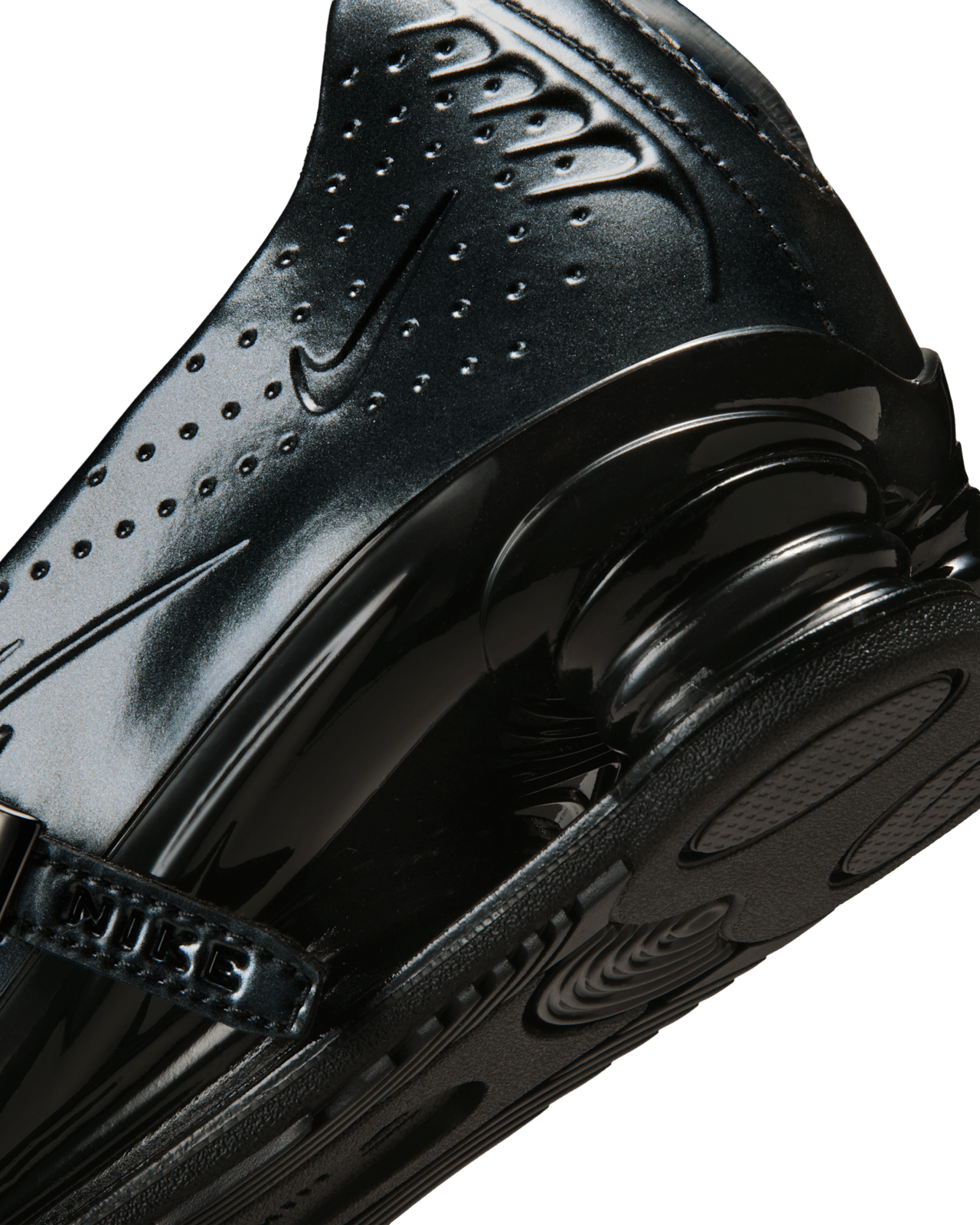 Releasedatum för Shox Z Calistra x NAKED Copenhagen "Black and Off White" (IH4369-001)