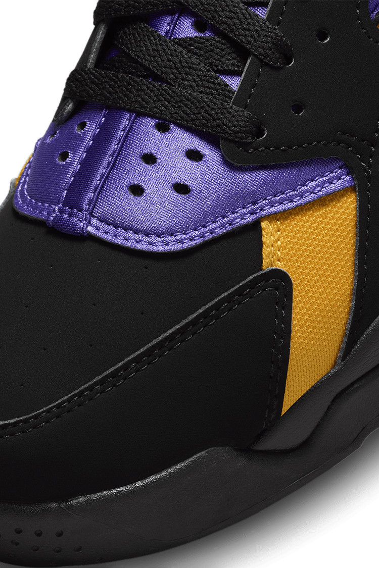 Air Flight Huarache Black and Varsity Purple FD0188 001 Release Date. Nike SNKRS