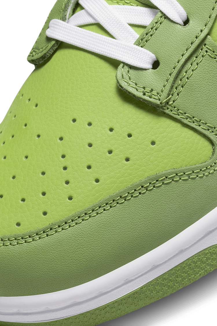 วันเปิดตัว Dunk Low "Vivid Green" (DJ6188-300)