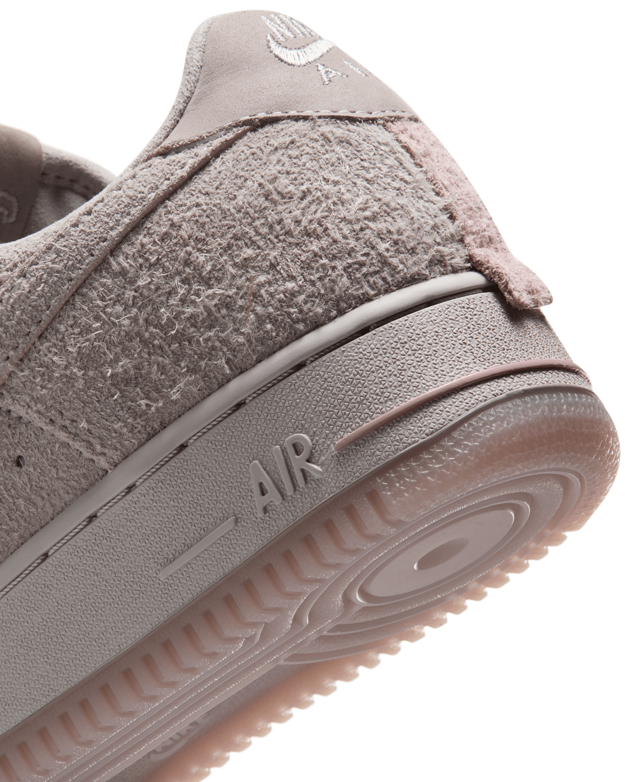 Date de sortie de la Air Force 1 '01 "College Grey and Pink Glaze" (IV6999-001)