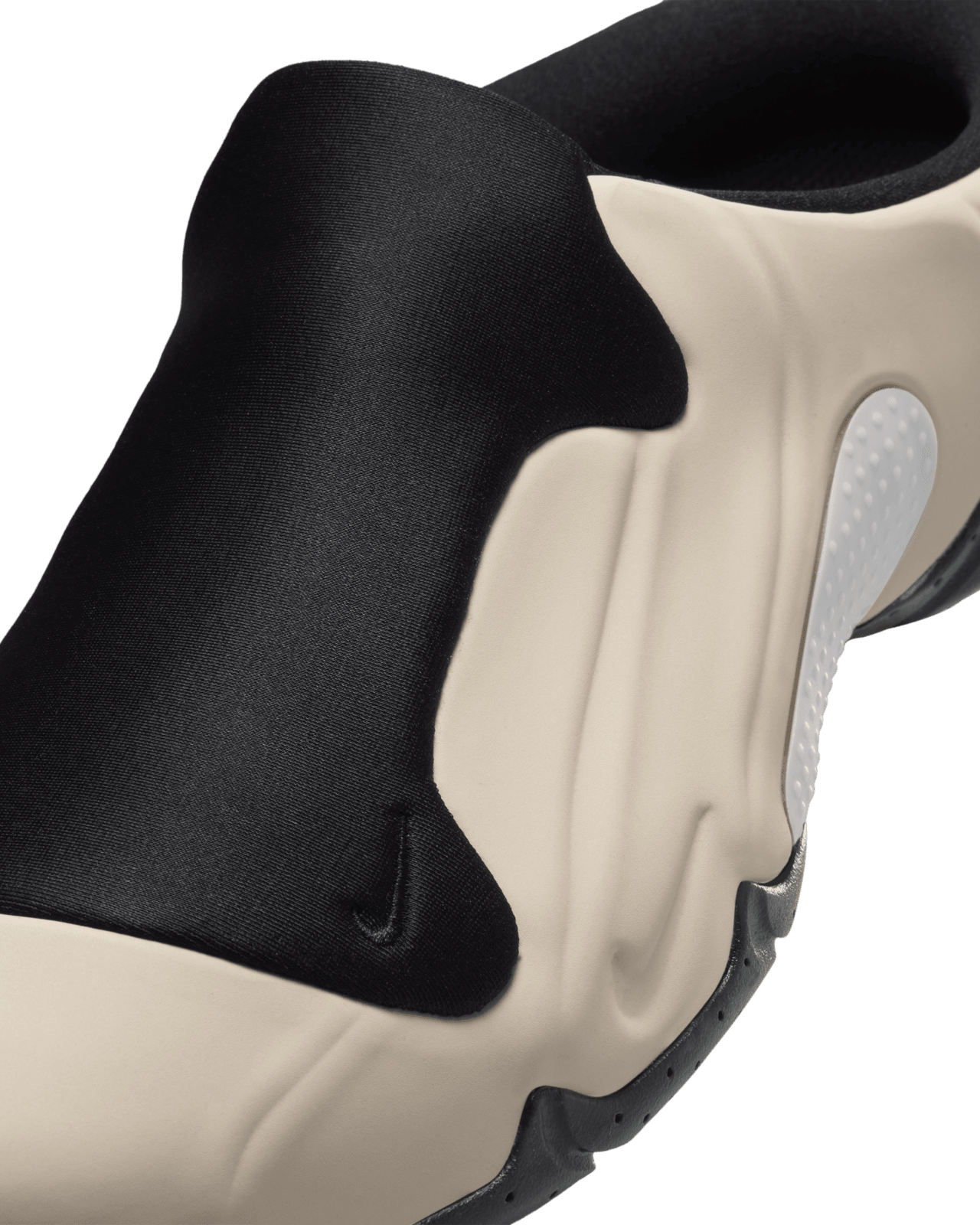 Clogposite "Sand Drift and Black" (HF6881-100) – Data de lançamento