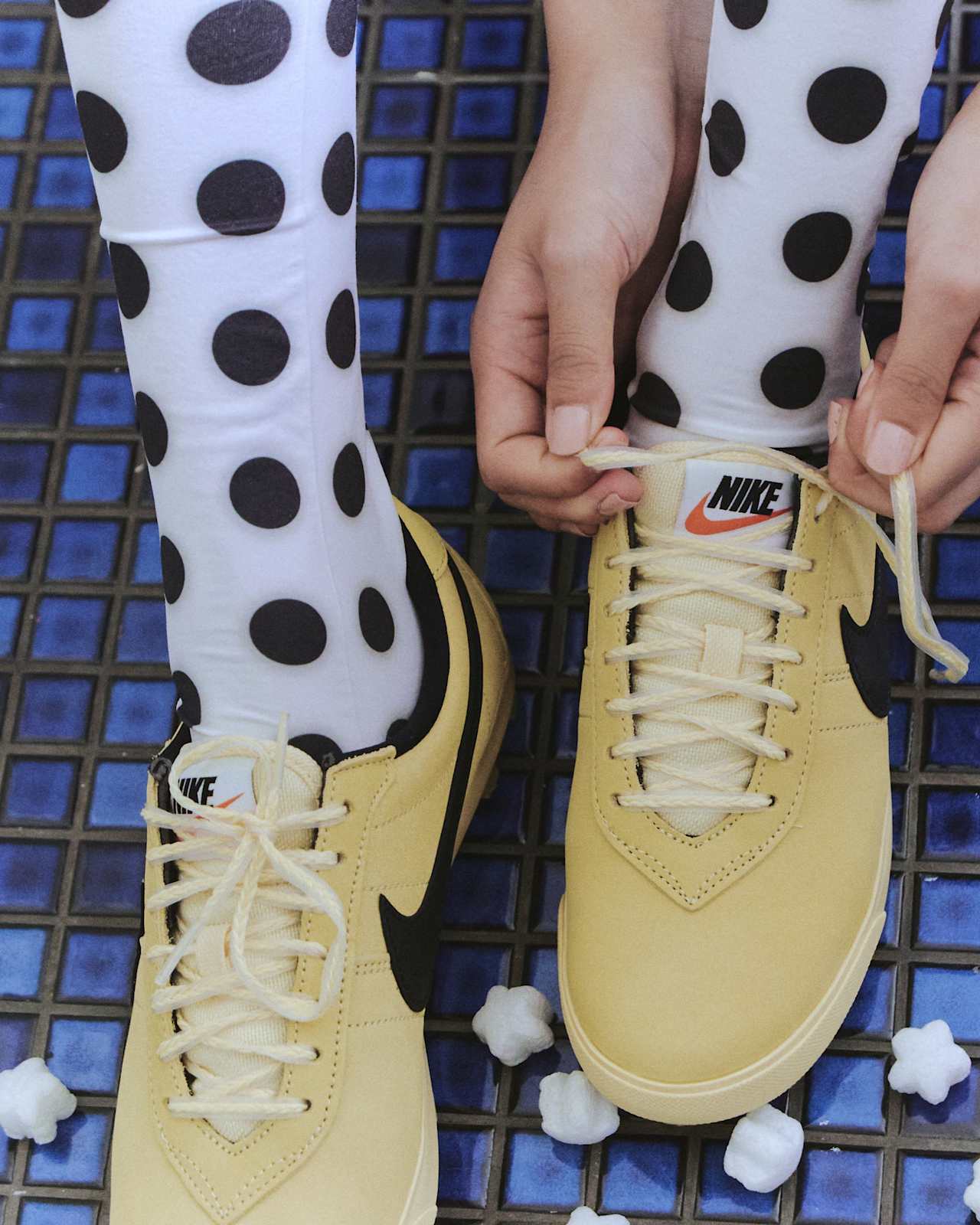 Astrograbber 'Soft Yellow and Black' (IH2341-700) release date