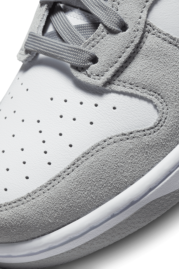 Dunk 高筒 'Light Smoke Grey and Gym Red' (DJ6152-001) 發售日期