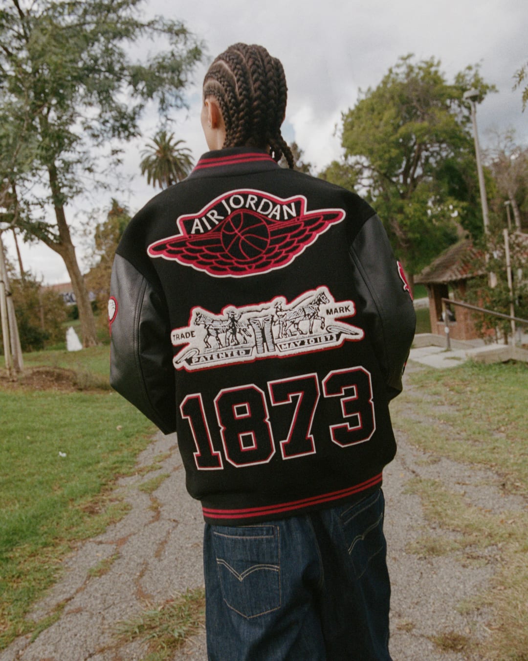 Jordan x Levi's®. Nike SNKRS