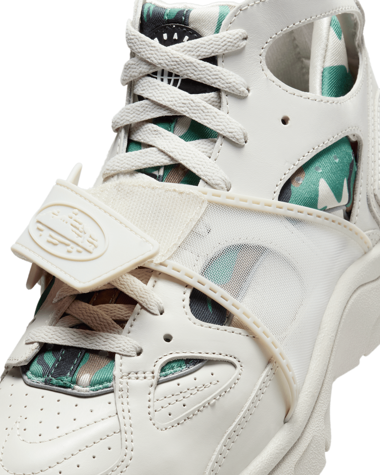 Air Trainer Huarache x Corteiz „Light Bone” (FQ8793-002) – megjelenési dátum