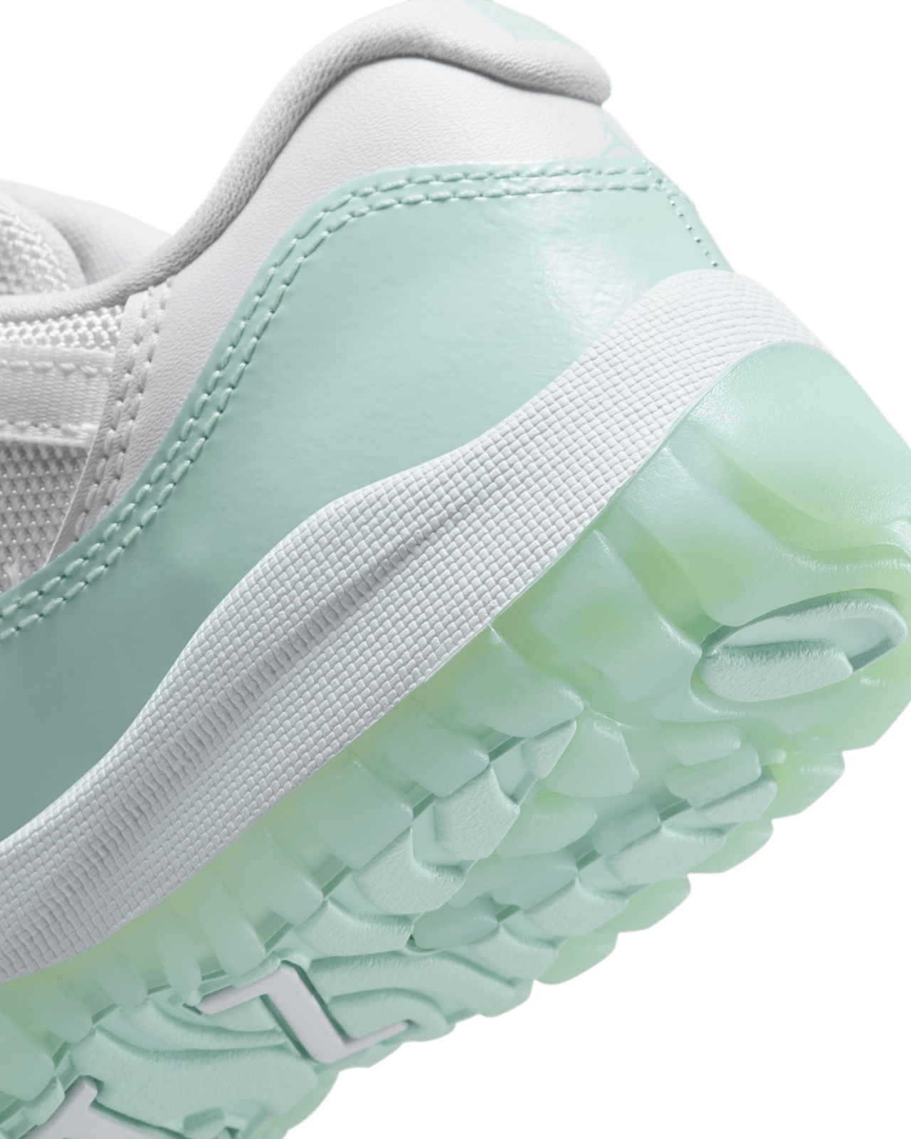 Little Kids' Jordan 11 Retro Low 'Igloo' (580522-103)