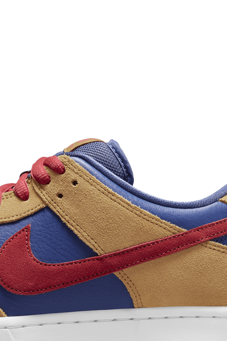 NIKE公式】SB ダンク LOW プロ 'Wheat and Purple' (BQ6817-700 / NIKE SB DUNK LOW PRO).  Nike SNKRS