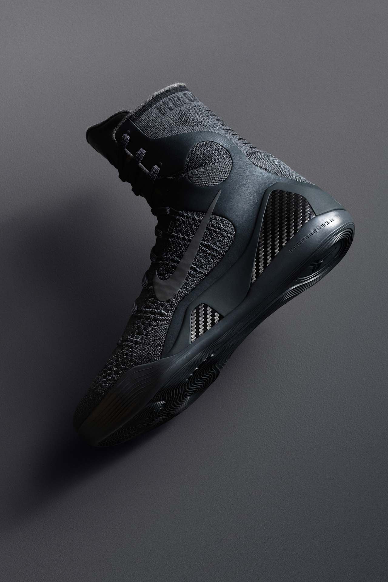 Nike Zoom Kobe 9 Elite Low University Red On Feet Impressions, image size:1280x1920