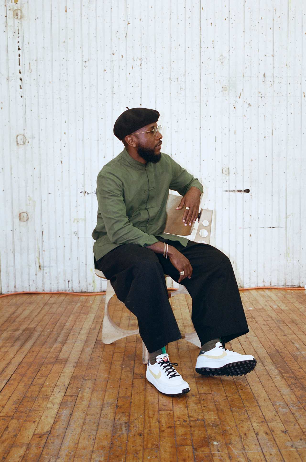 Tom Sachs GPS Bricolage - Αφηγηματικό πλαίσιο