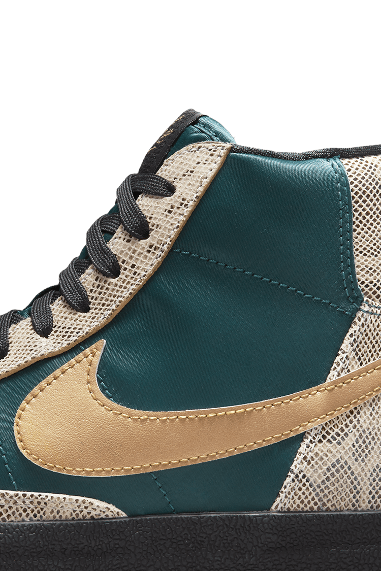 【NIKE公式】レディース ブレーザー MID 'Lucha Libre' (DM6176-393 / W BLAZER MID '77 LCHA)