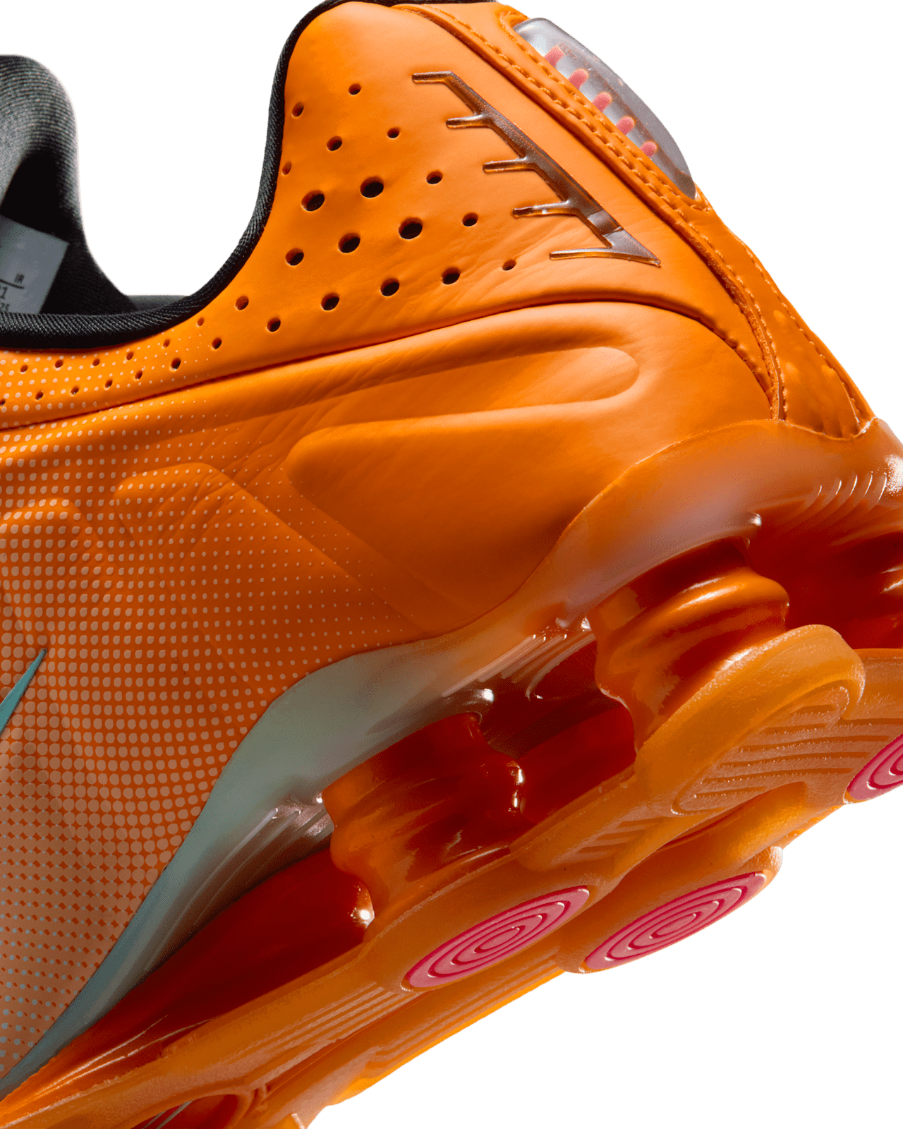 【NIKE公式】レディース ショックス R4 'Vivid Orange and Glacier Blue' (IH2343-801/W NIKE SHOX R4 AB)