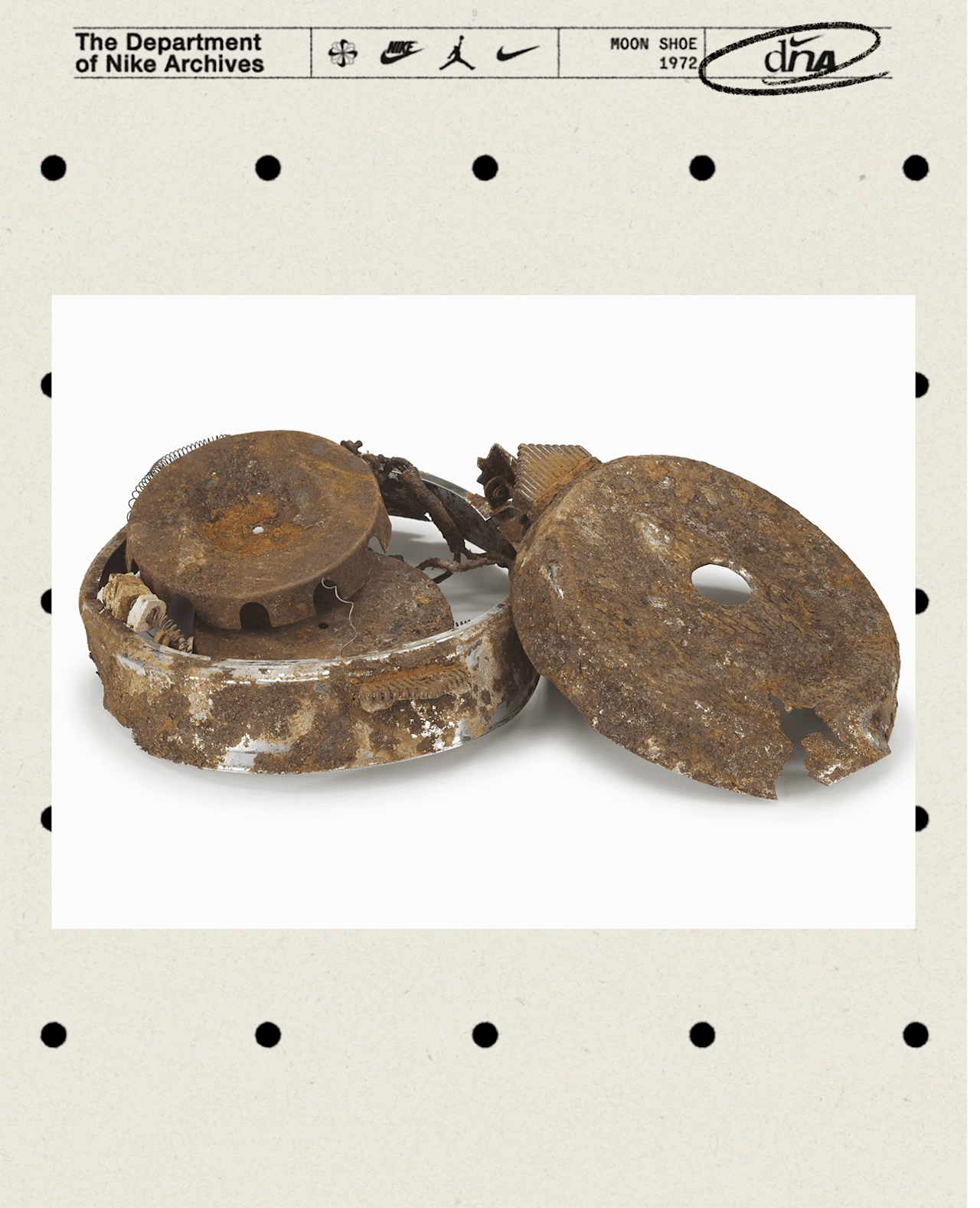 DNA Artifacts: 나이키 문 슈