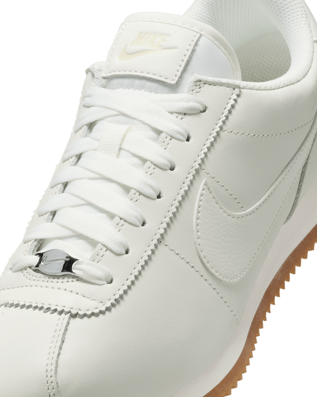 【NIKE公式】レディース コルテッツ SE 'Sail' (HV6936-133 / W NIKE CORTEZ SE XTRD)