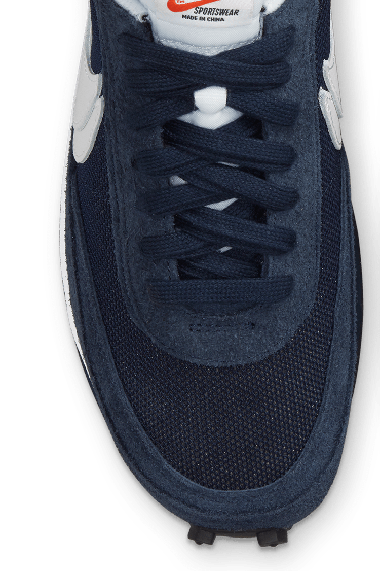 วันเปิดตัว LDWaffle x sacai x Fragment “Blackened Blue”