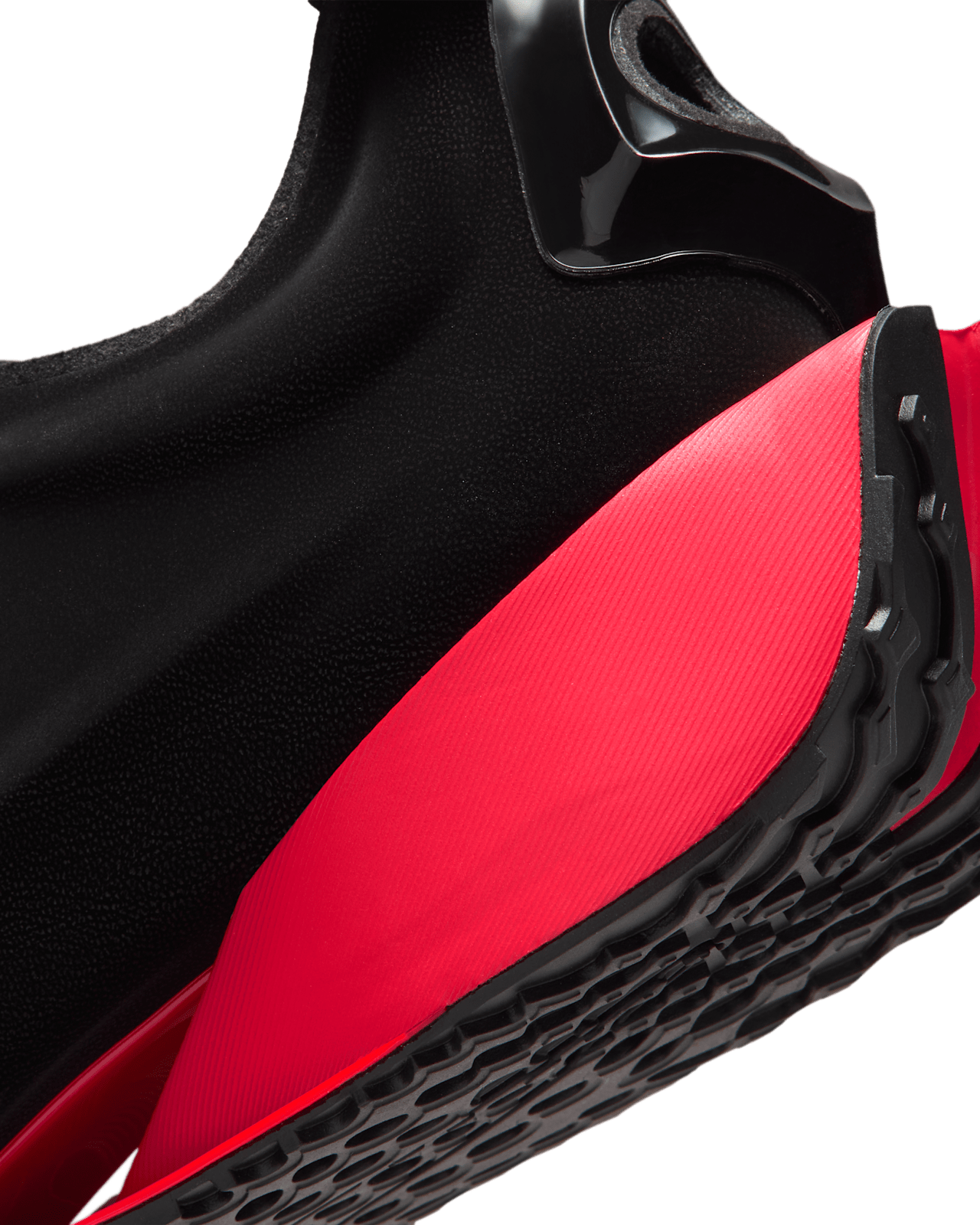 【NIKE公式】レディース ファースト サイト ノワール 'Black and Light Crimson' (HQ2409-004) 発売日