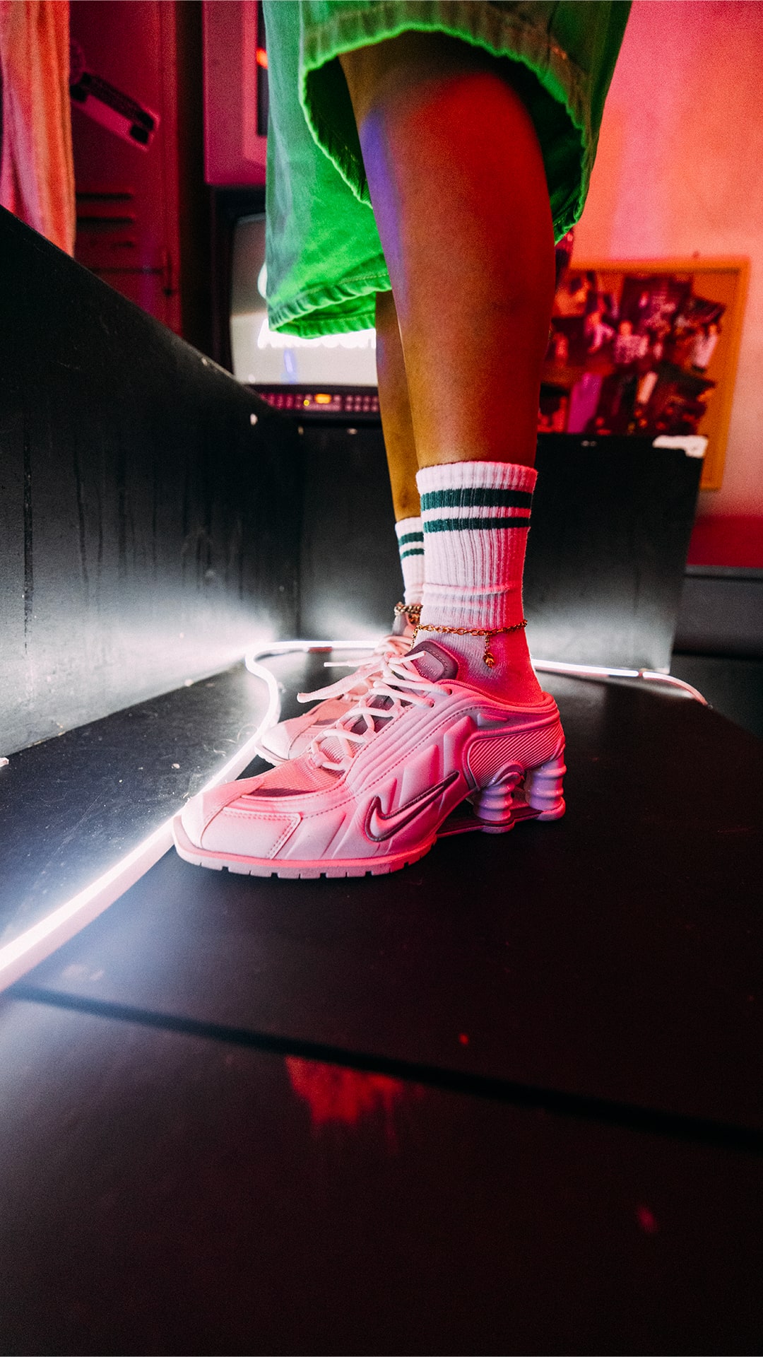 Street SNKRS : AMBUSH Nite Sport 