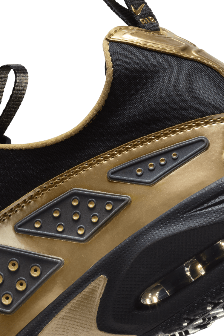 Air Max SNDR „Fekete és Metallic Gold” (HJ4130-002) – megjelenési dátum