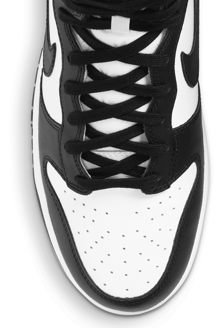 วันเปิดตัว Dunk High “Black and White”