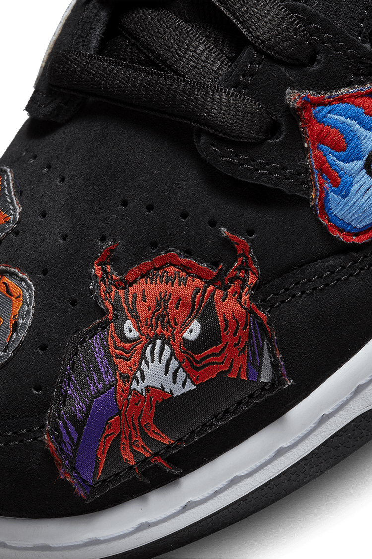 SB Dunk Low 'Neckface' (DQ4488-001) Release Date. Nike SNKRS