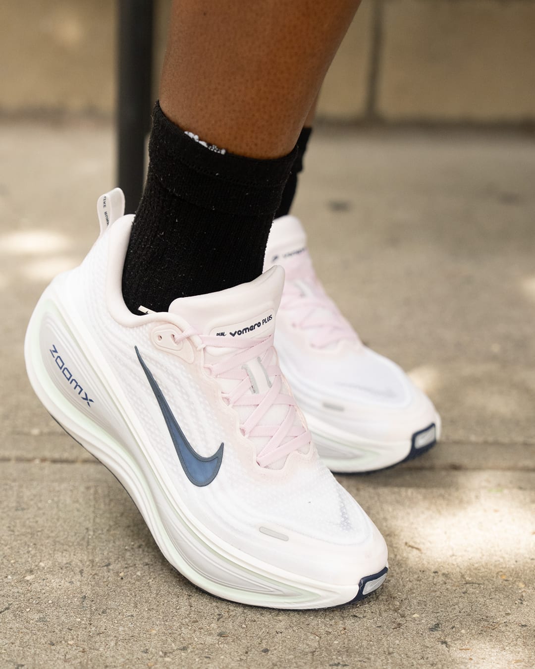 Street SNKRS: Nike, Fenty Hair and Every Stylish Girl 5k