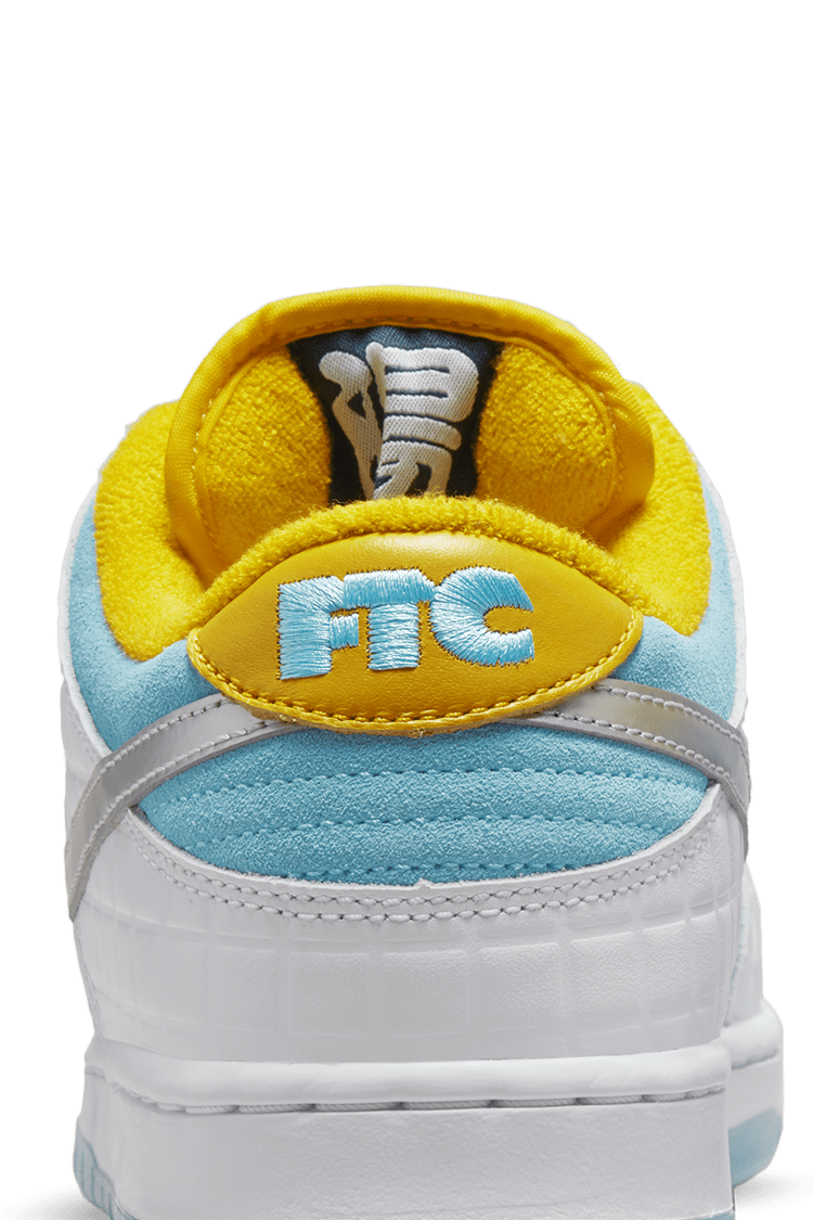 วันเปิดตัว SB Dunk Low Pro “FTC”