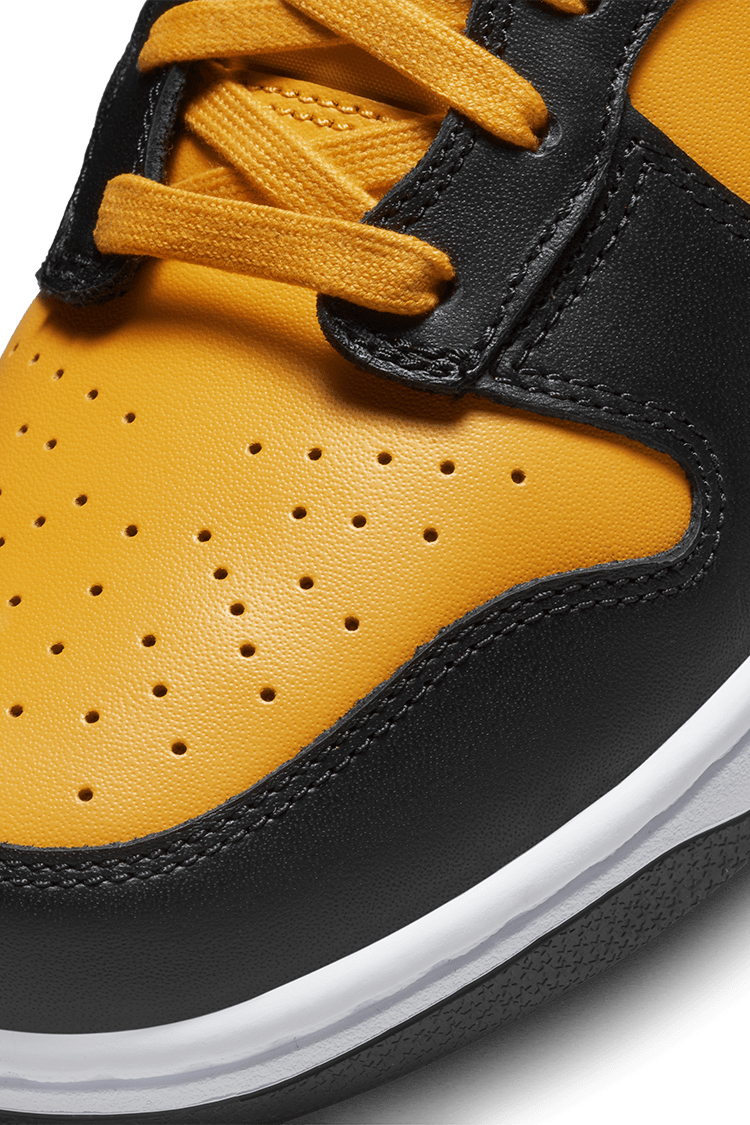 Dunk High 'University Gold and Black' (DD1399-700) Release Date