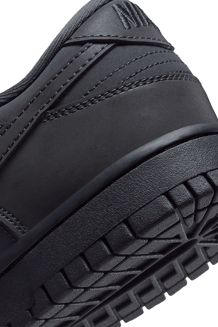 Women's Dunk Low 'Black and Anthracite' (FZ3781-060) release date. Nike  SNKRS