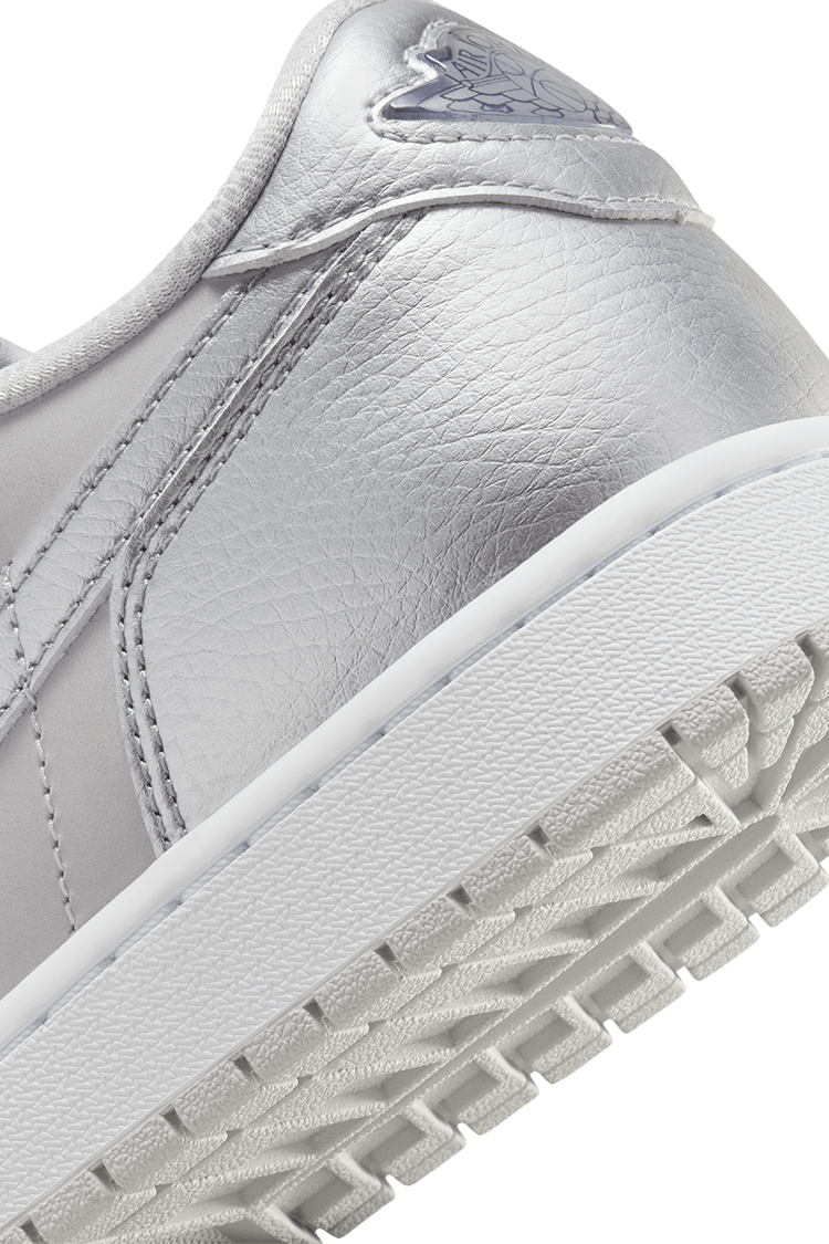 วันเปิดตัว Air Jordan 1 Low "Silver" (CZ0790-002)