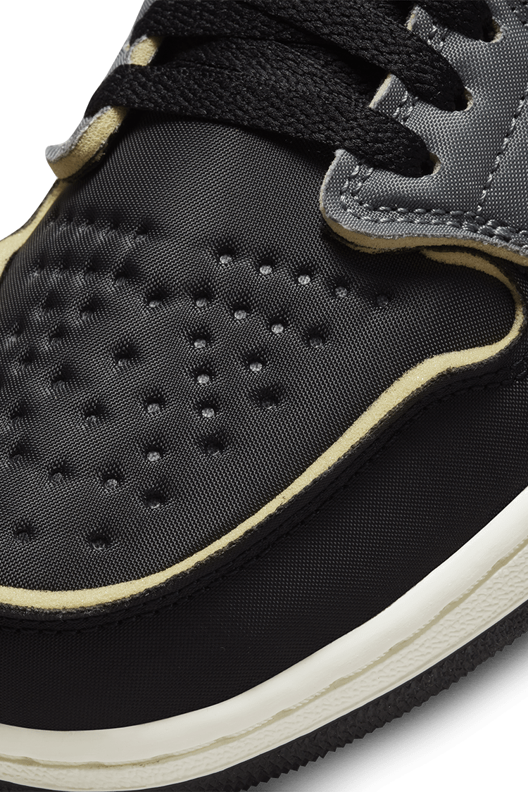 Fecha de lanzamiento del Air Jordan 1 Low "Black and Smoke Grey" (DV0982-006)