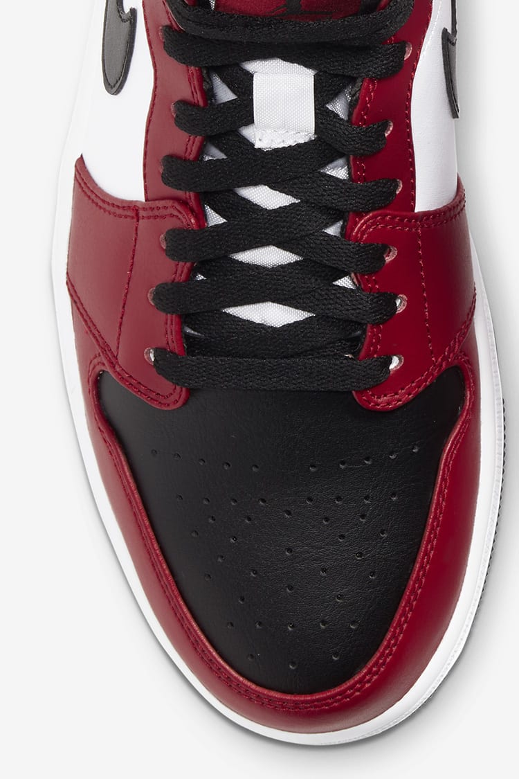 Nike mid red best sale