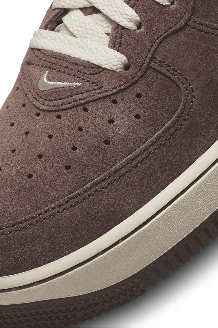 【NIKE公式】エア フォース 1 MID 'Chocolate' (DM0107-200 / NIKE AF1 MID QS)