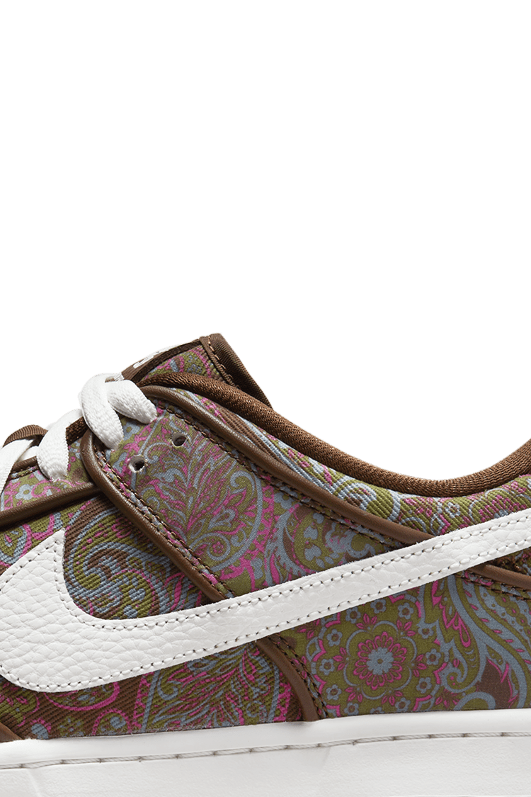 Fecha de lanzamiento del SB Dunk Low "Paisley" (DH7534-200)