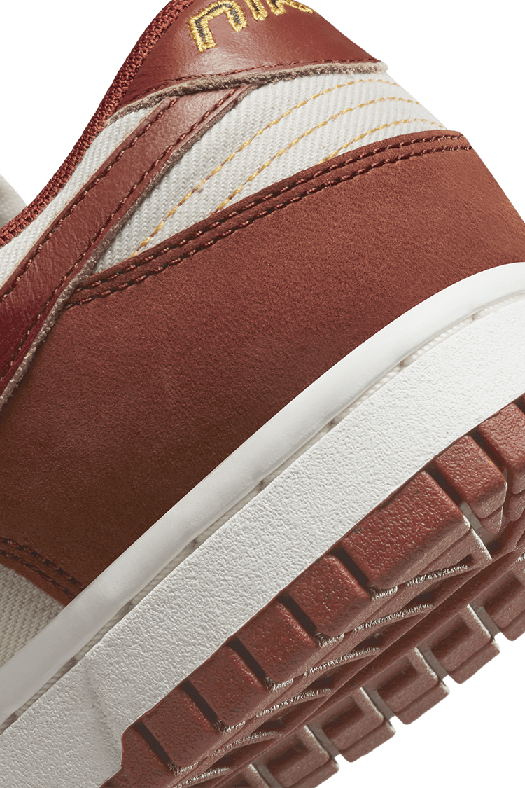 Fecha de lanzamiento del Dunk Low "Light Orewood Brown and Rugged Orange" para mujer (DZ2710-101)