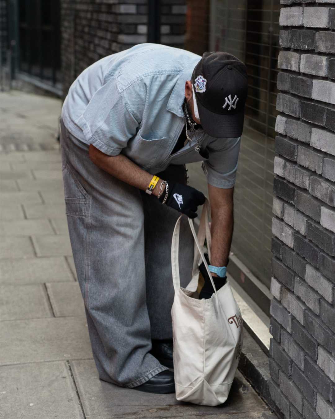 STREET SNKRS Transportal London